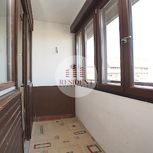 SREDIŠĆE Prostran 3soban stan 82 m2, 9. kat, top lokacija, balkon, spremište