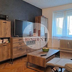 TRNSKO Ugodan 2soban stan 47 m2, 3. kat, mirno okruženje