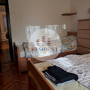 TRNSKO Ugodan 2soban stan 47 m2, 3. kat, mirno okruženje