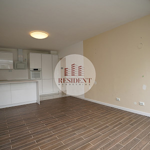 NAJAM - ŠPANSKO Komforan 3soban stan 63 m2, 3. kat, lift, BEZ PROVIZIJE