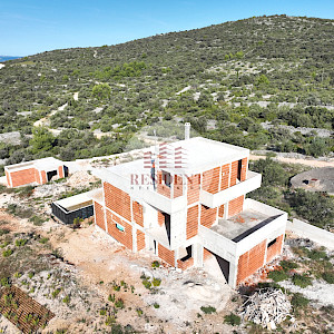 ŠIBENIK, Rogoznica – Luksuzna vila u izradnji, pogled na more