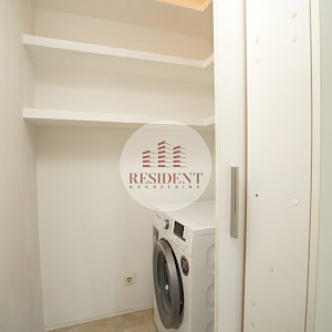 NAJAM - ŠPANSKO Komforan 3soban stan 71 m2, 4. kat, odlična lokacija, loggia