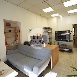 ZAPREŠIĆ Centar, ulični lokal od 30 m2, frekventna ulica