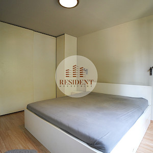 REMETINEČKI GAJ Ugodan 2soban stan 54 m2, 1. kat, spremište, BEZ PROVIZIJE