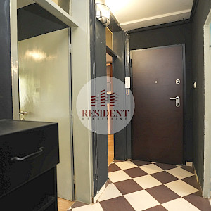 REMETINEČKI GAJ Ugodan 2soban stan 54 m2, 1. kat, spremište, BEZ PROVIZIJE