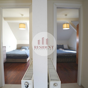 ČRNOMEREC - Vrhovec, Prostran 4soban stan 68 m2, 3.kat, top lokacija, balkon, BEZ PROVIZIJE