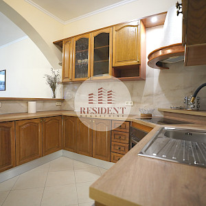 NAJAM - VRAPČE Prostran 4soban stan za radnike, 1. kat, odlična lokacija, parking