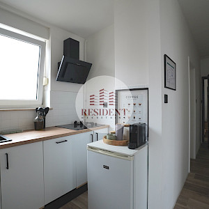 RAVNICE Ugodan 2soban stan 46 m2 + parking, 3. kat, top lokacija, terasa