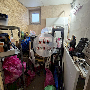 RAVNICE Ugodan 2soban stan 46 m2 + parking, 3. kat, top lokacija, terasa