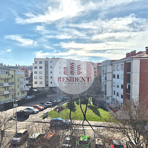 ŠPANSKO Komforan 4soban stan 80 m2, 3. kat, top lokacija, loggia, garaža, spremište