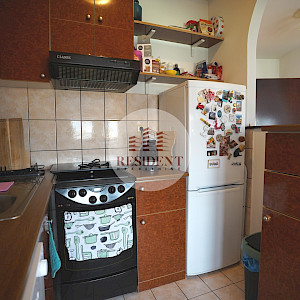 VELIKA GORICA Centar - Ugodan 4soban stan 73 m2, 2. kat, mirno okruženje, 2x parkinga