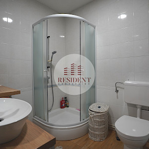 VELIKA GORICA Centar - Ugodan 4soban stan 73 m2, 2. kat, mirno okruženje, 2x parkinga