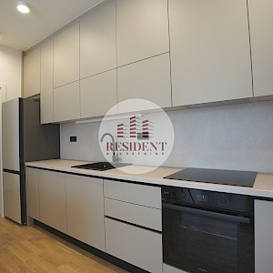 NAJAM - BOTINEC Luksuzan 3soban stan + dva parkinga, lift, novogradnja, loggia, BEZ PROVIZIJE