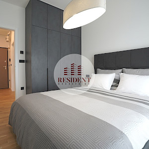 NAJAM - BOTINEC Luksuzan 3soban stan + dva parkinga, lift, novogradnja, loggia, BEZ PROVIZIJE