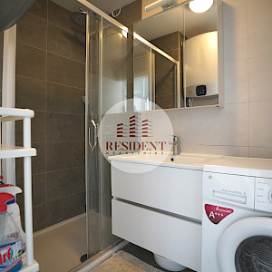 NAJAM - DONJI GRAD Komforan 3soban stan 66 m2, 3. kat, top lokacija, lift, parking, BEZ PROVIZIJE