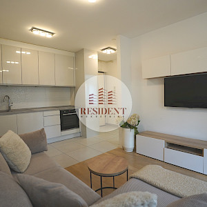 ŠPANSKO Moderan 2soban stan 49 m2 + GPM, novogradnja, 1. kat, top lokacija, balkon, spremište, BEZ PROVIZIJE