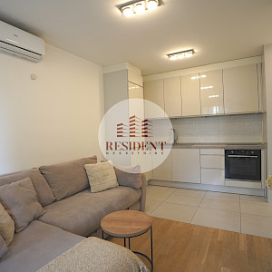 ŠPANSKO Moderan 2soban stan 49 m2 + GPM, novogradnja, 1. kat, top lokacija, balkon, spremište, BEZ PROVIZIJE